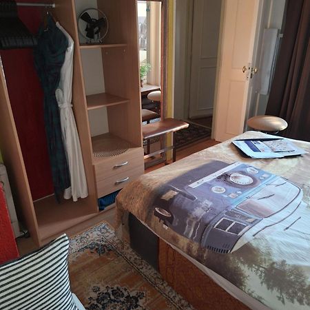 Homey Budget Bedroom Amesterdão Exterior foto